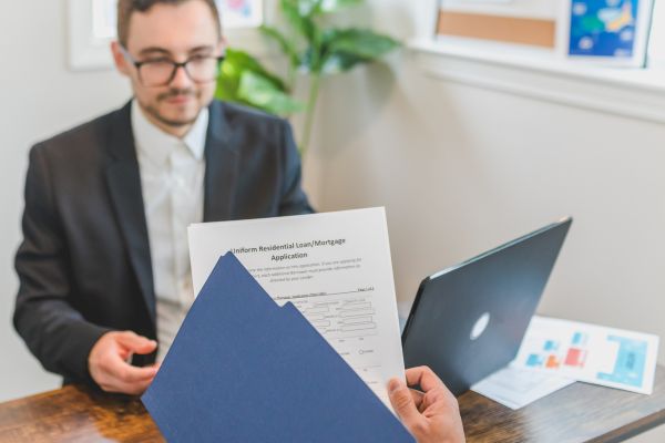 How To Apply For Travel Loan and Grant To Relocate To The-Canada