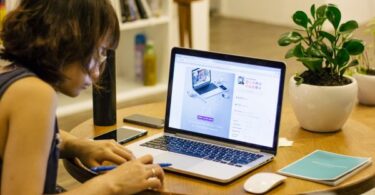 Jobs in Canada For Foreigners