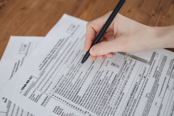 Things to Carry While Travelling to Canada on Student Visa 
